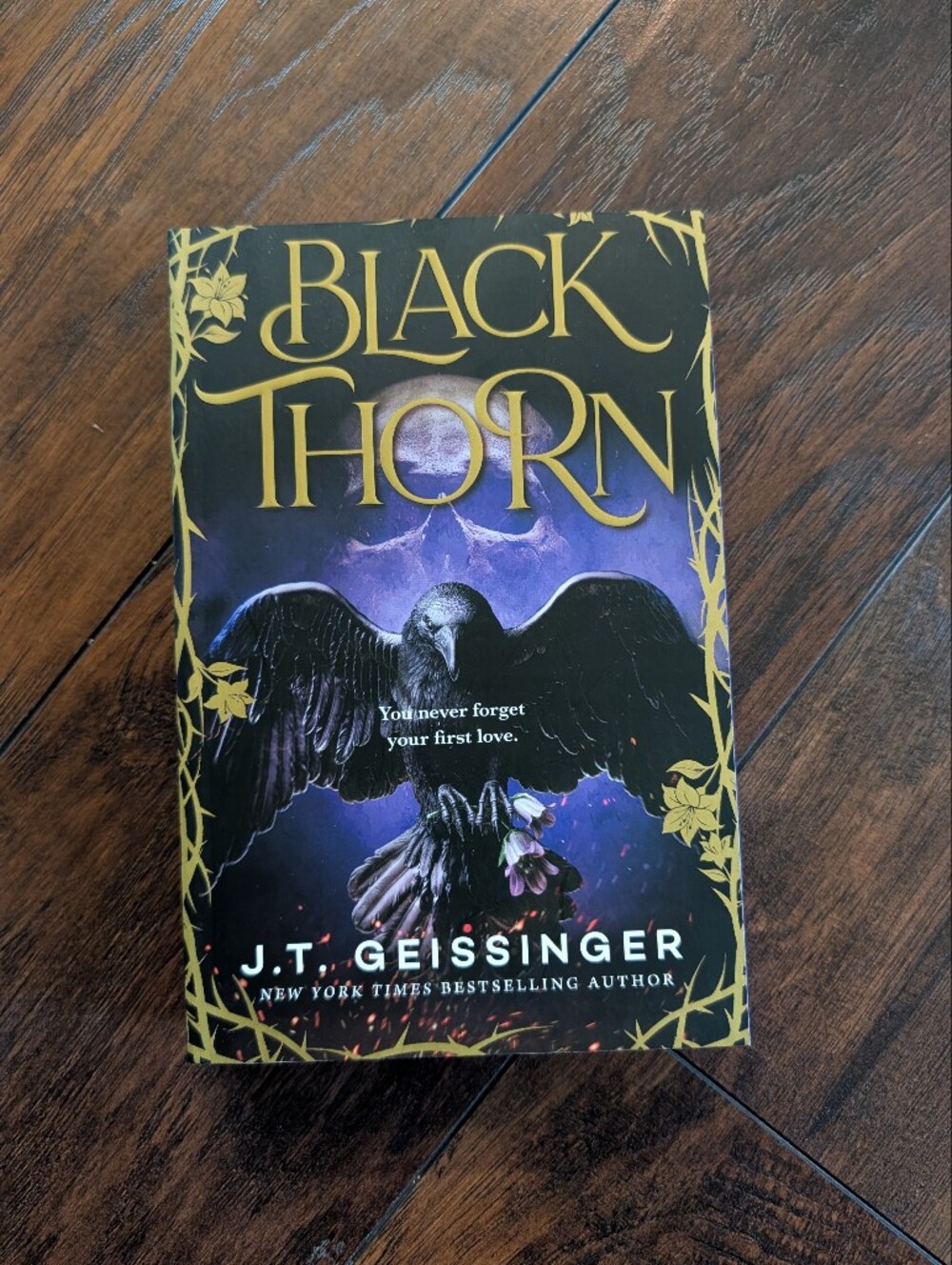 🖤NWT Black Thorn by J. T. Geissinger Paperback Edition w/Sprayed Edges, 2026